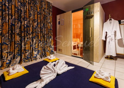 Diskrete private Sauna im Massagesalon mit Spa Atmosphäre – Spa Sensuel nahe Zürich