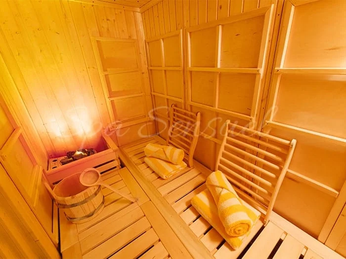 Diskrete private Sauna im Massagesalon mit Spa Atmosphäre – Spa Sensuel nahe Zürich